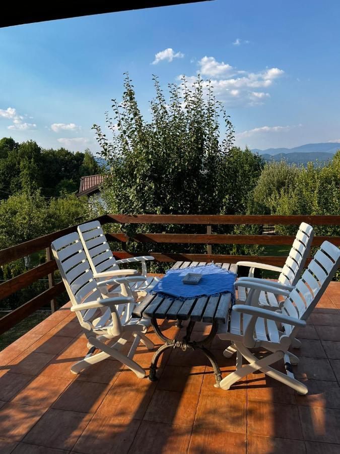 Holiday Home Amila Visoko Eksteriør billede